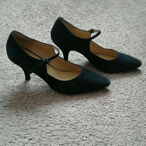 Circa Joan and David Suede Heel